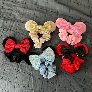 Disney mouse scrunchies
